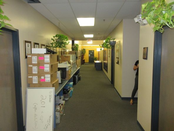 In the News Inc. Industrial Manuf. Flex Building: 8517 Sunstate St, Tampa, FL 33634